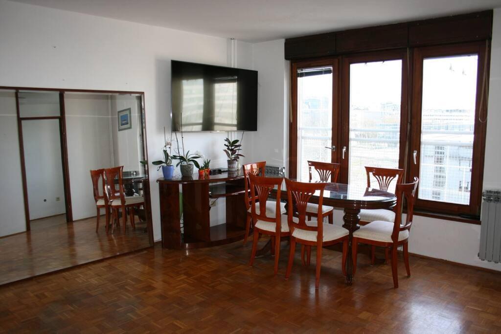 Bright Flat In The Lower Town 萨格勒布 外观 照片